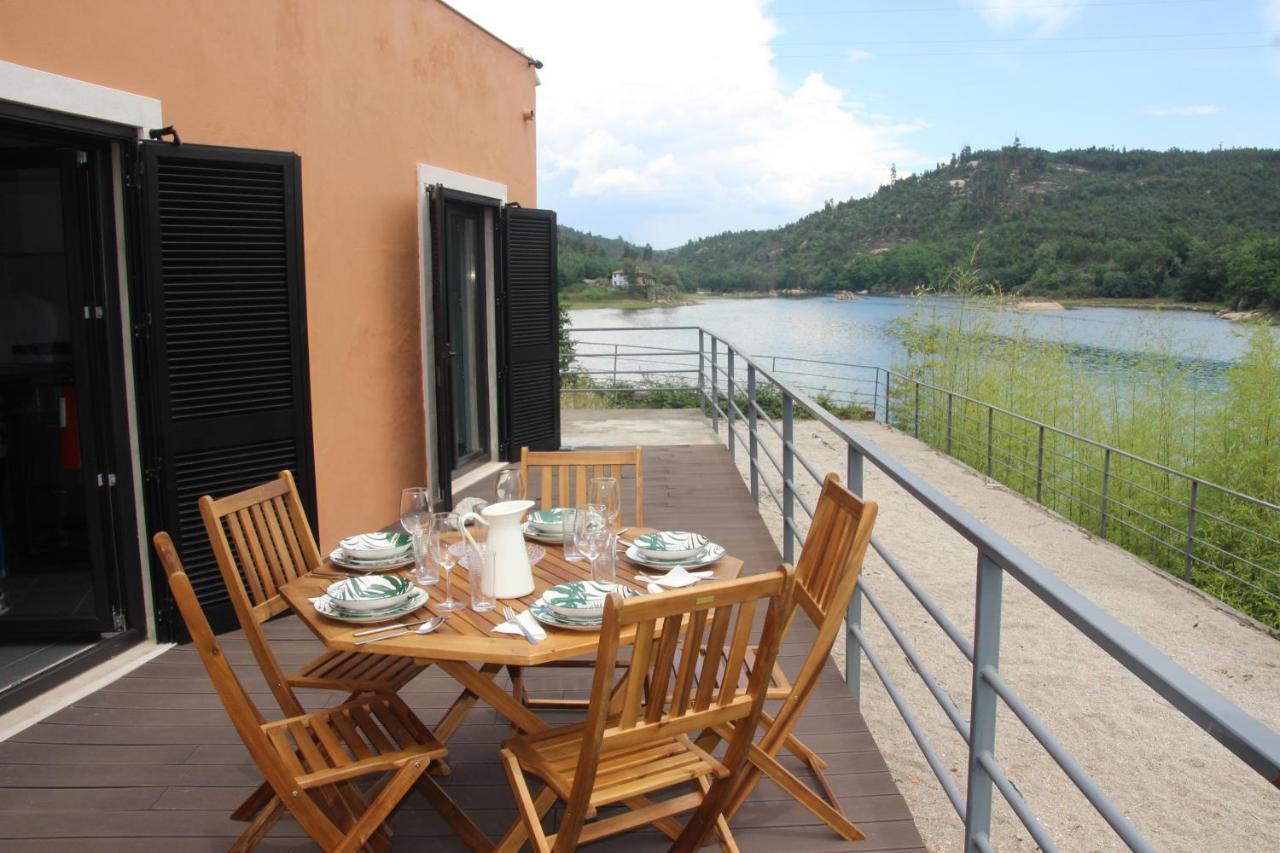 Casa Do Rio Villa Treixedo Exterior photo